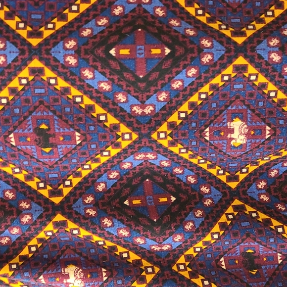 🌸 LuLaRoe Carly High Low Dress with Elephant Design, Small - Picture 4 of 4